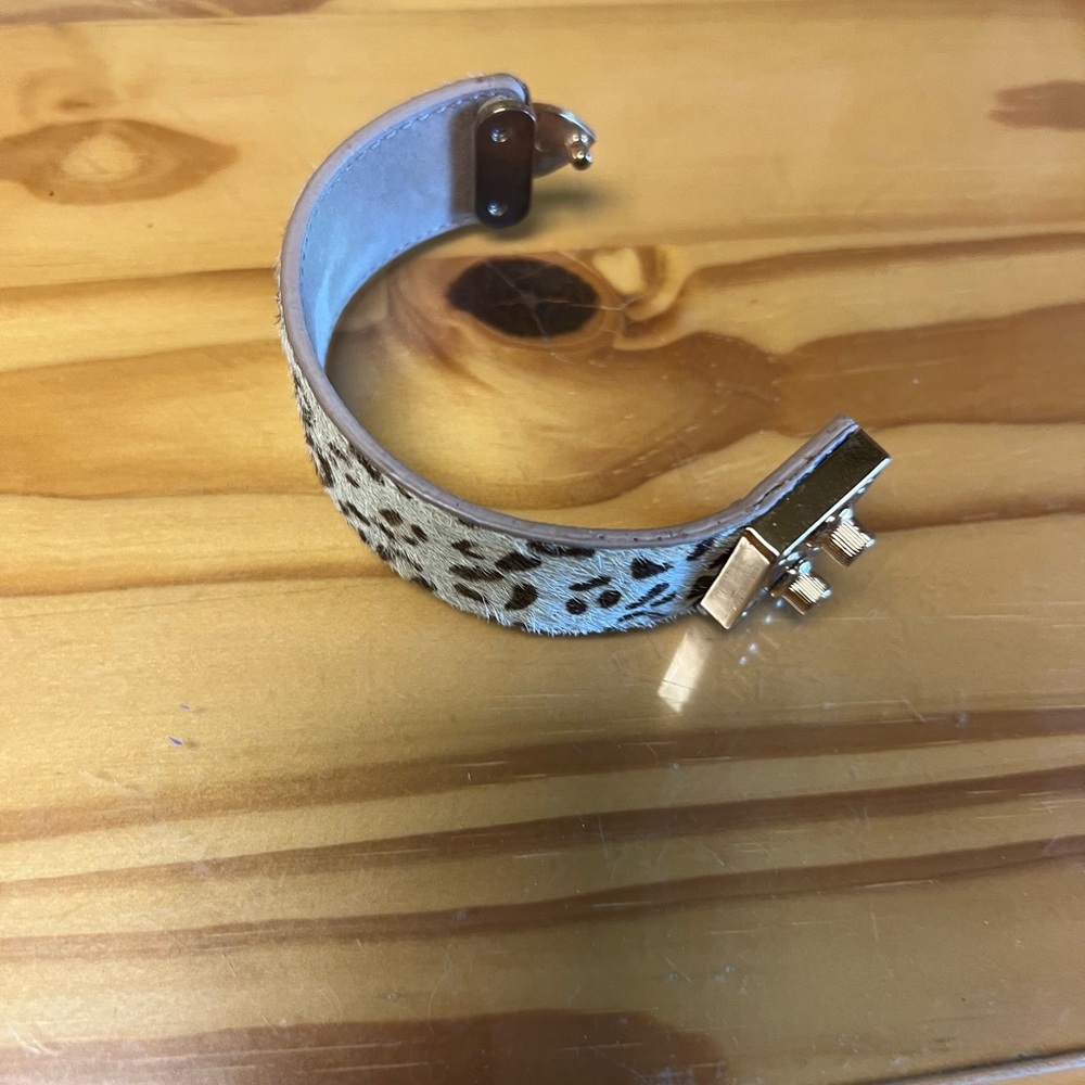 BCBG maxazria bracelet - Picture 5 of 7